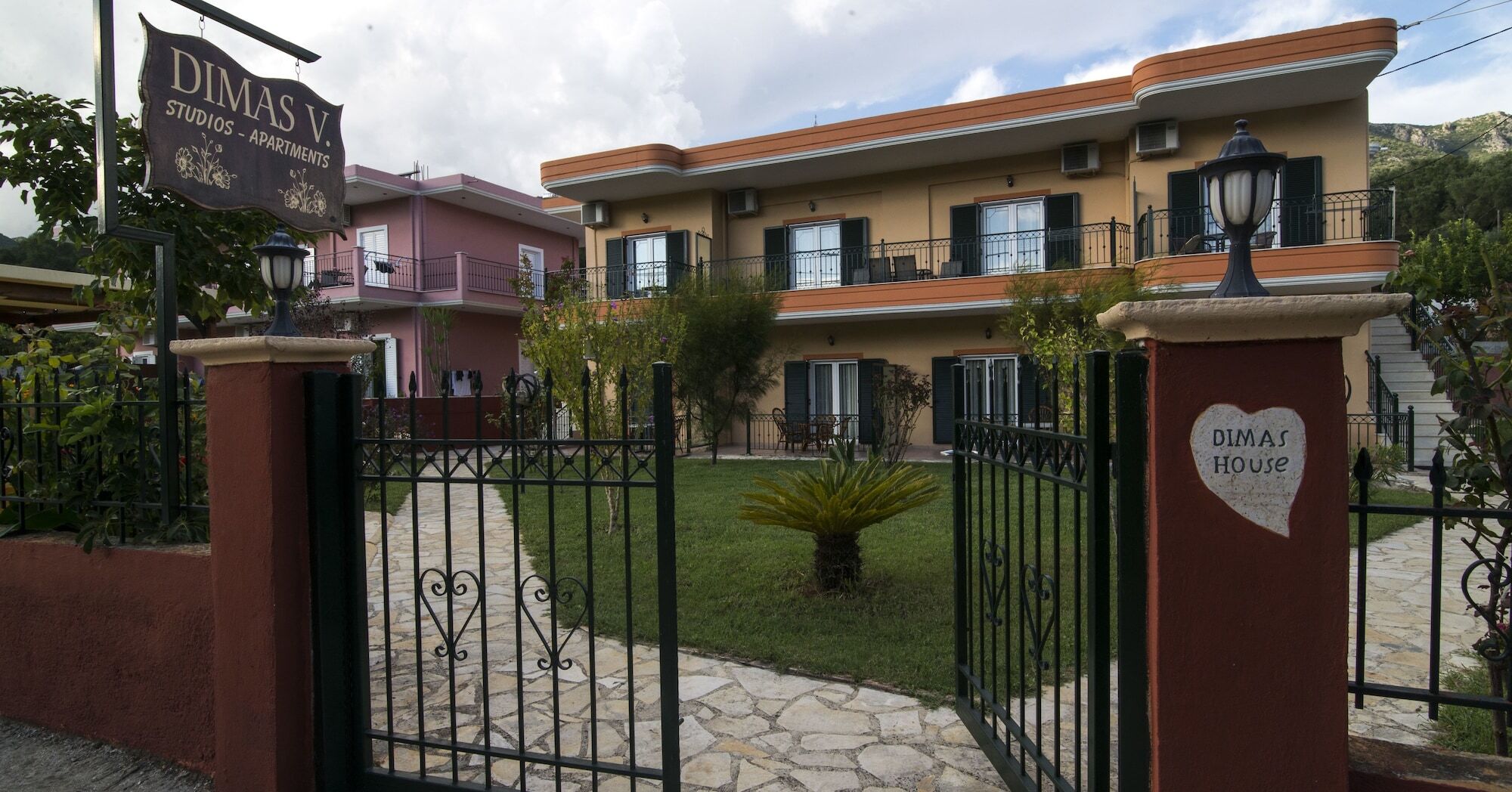 Dimas V House Aparthotel Párga Exterior foto